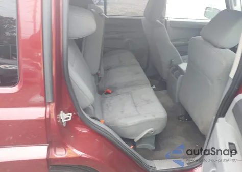 2007 Jeep Commander Sport from USA, damaged, VIN 1J8HG48NX7C690430